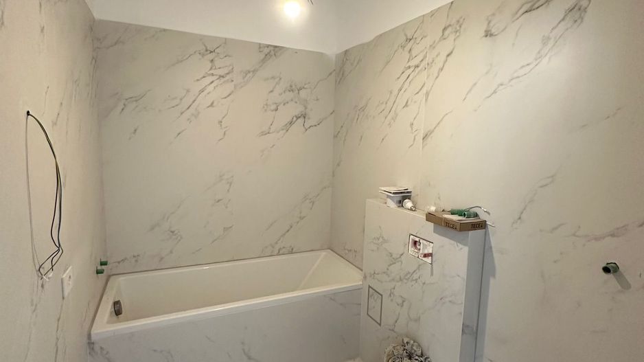 Apartament renovat în clădire istorică - are garaj - Poză 14