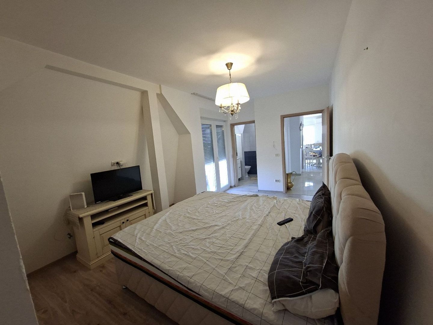 Apartament cu 3 camere și 3 băi-Zona Torontalului, Timișoara - Poză 5
