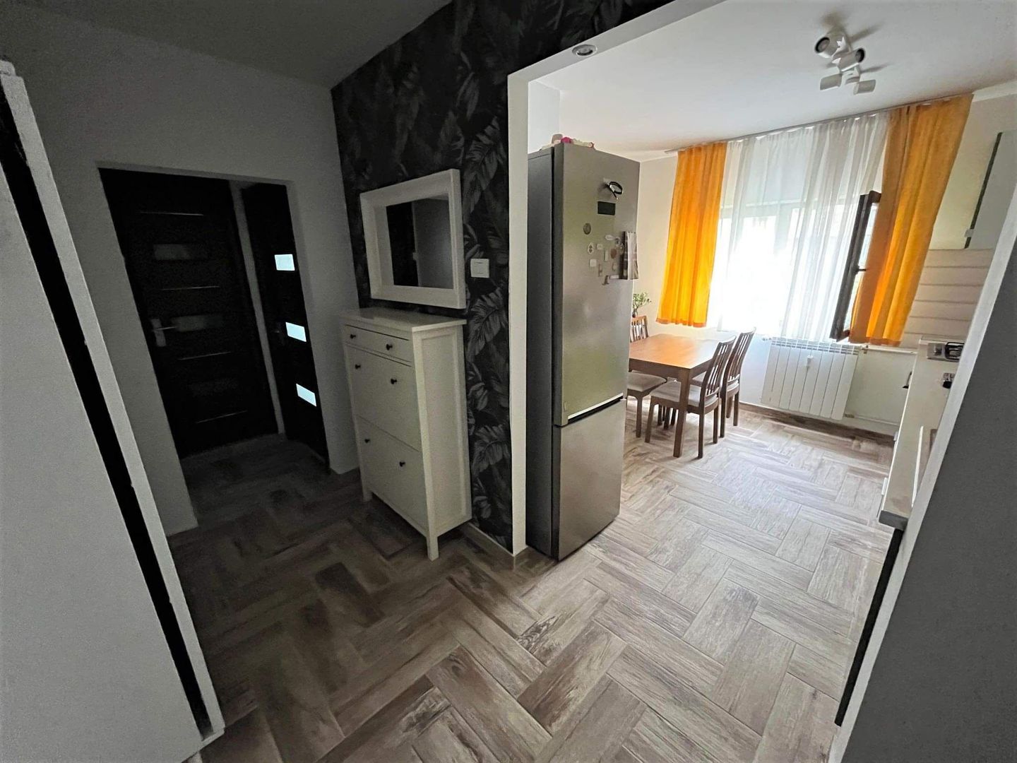 Vanzare apartament 2 camere Sebastian - str. Ileana Cosanzeana - Poză 7