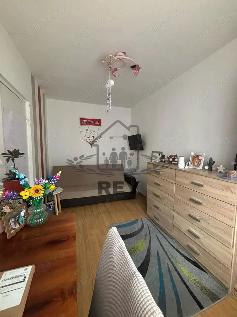 Vand apartament 2 camere Str. Nicolae Iorga/Oștirii/Mihai Viteazul - Poză 2