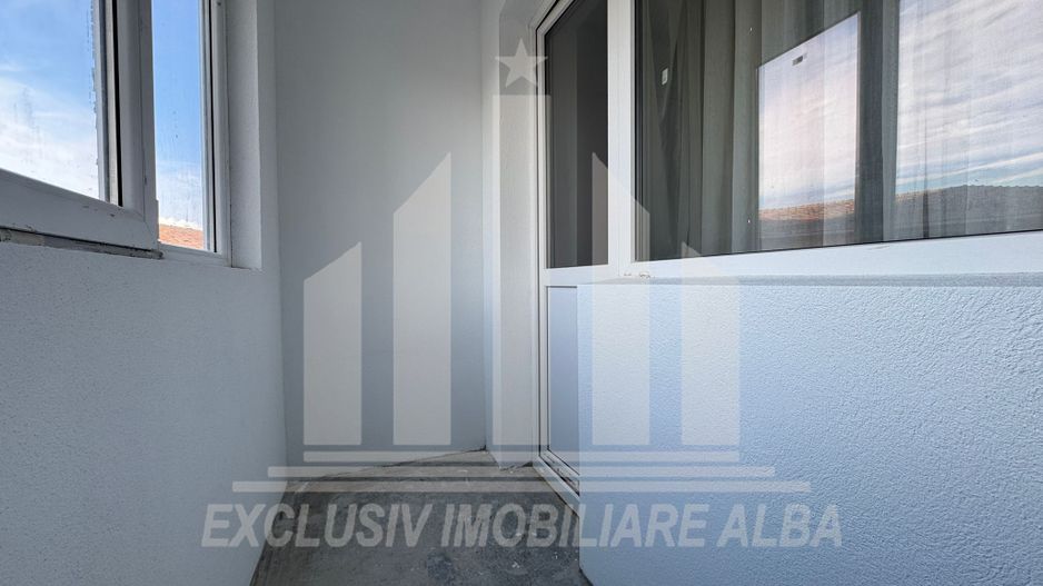 Apartament cu 2 camere de vanzare, Cetate - Poză 7