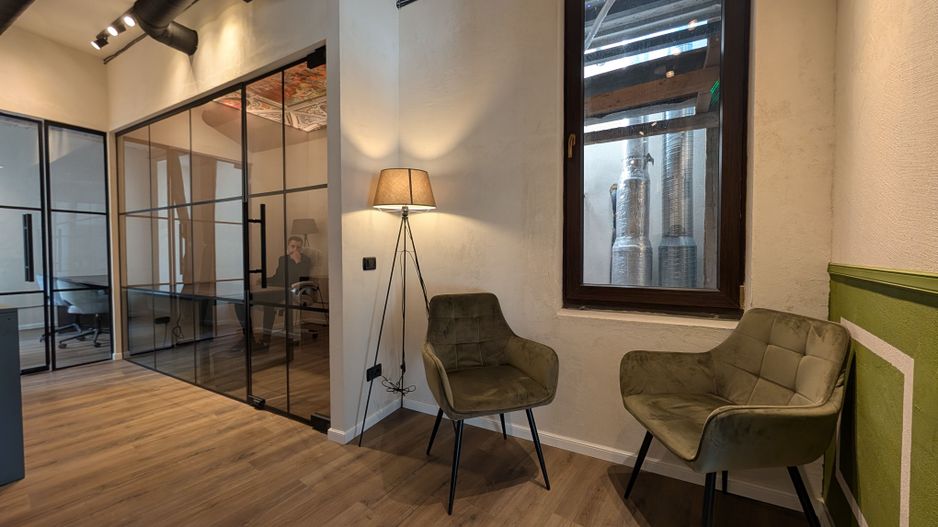 Coworking modern în zona Cișmigiu – 3 birouri de închiriat - Poză 53