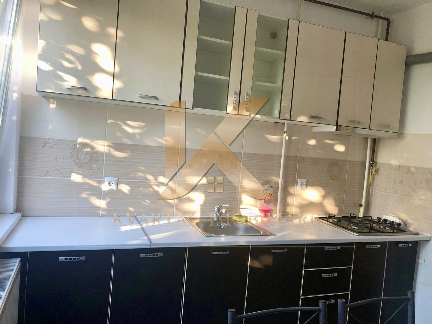 Apartament renovat 2 camere , 65 mp Zona Podgoria! - Poză 9