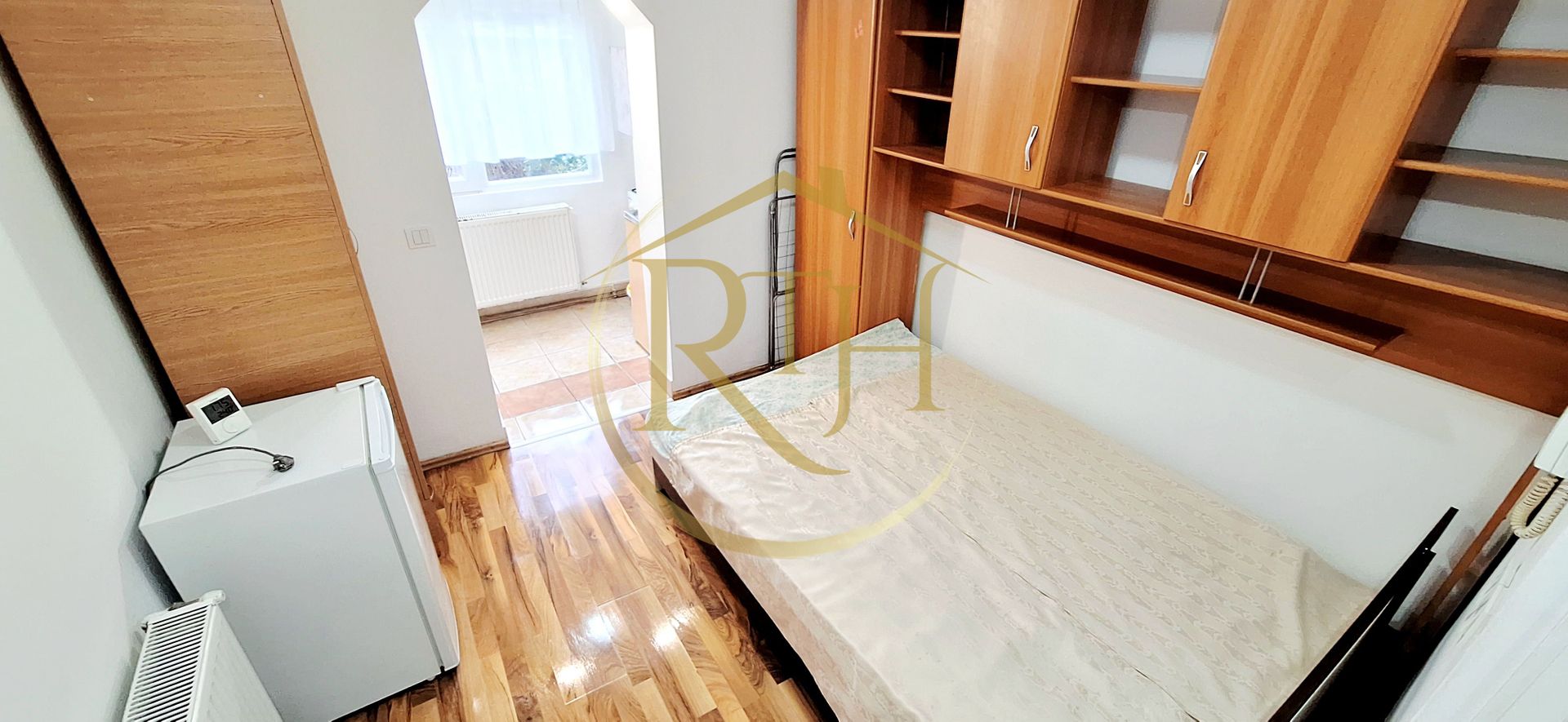 Oferim spre vanzare garsoniera,centrala proprie,zona Girocului, str. Salcamilor - Poză 1