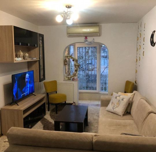 Inel II - Apartament cu 4 camere, 2 bai situat la parter cu balcon. - Poză 2