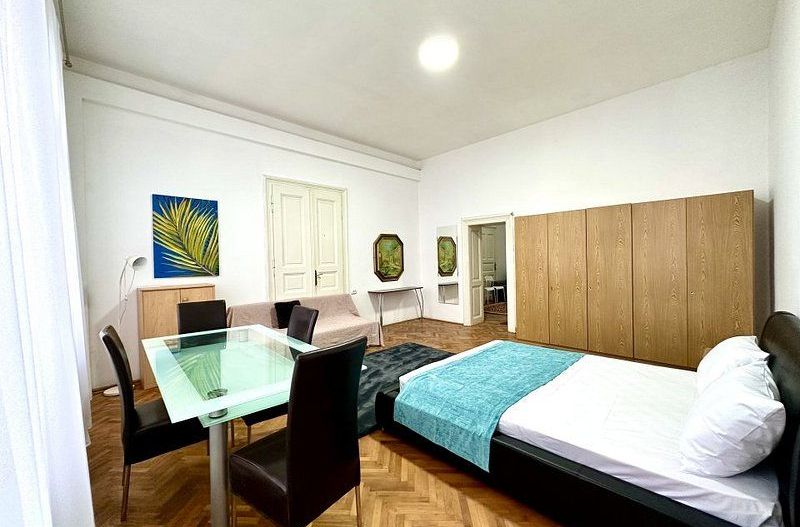 Apartament central, 4 camere - renovat - Poză 6