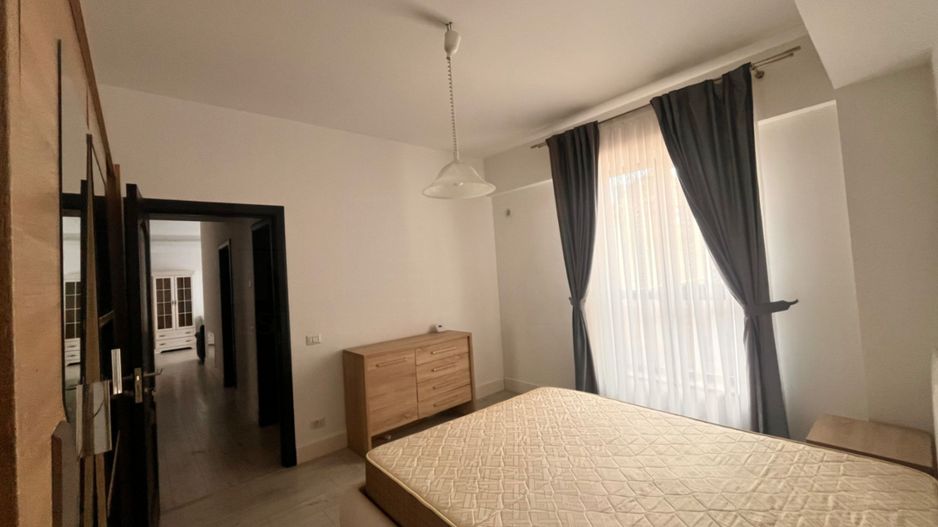 Apartament cu 3 Camere de Vanzare I Suceava/Central I 119.000Euro - Poză 2