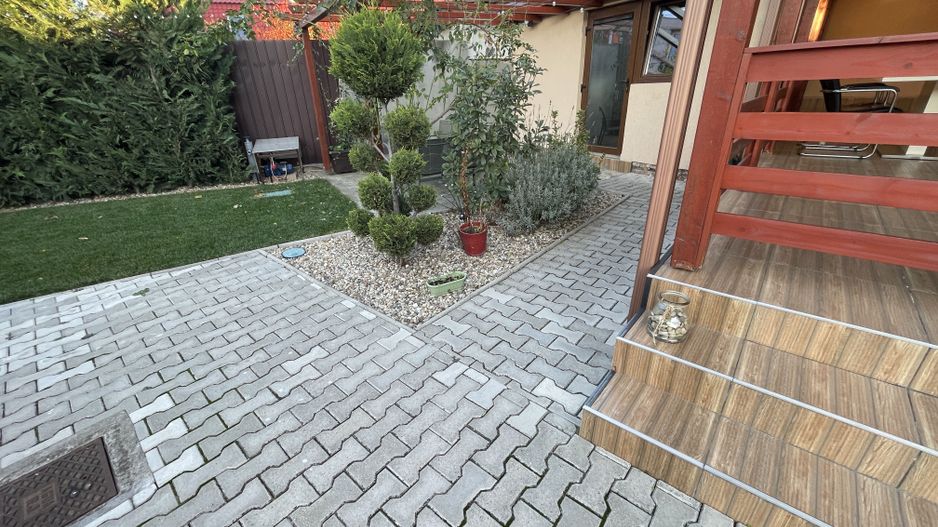 Casa moderna, frumos amenajata in zona Bogdanestilor - Poză 28