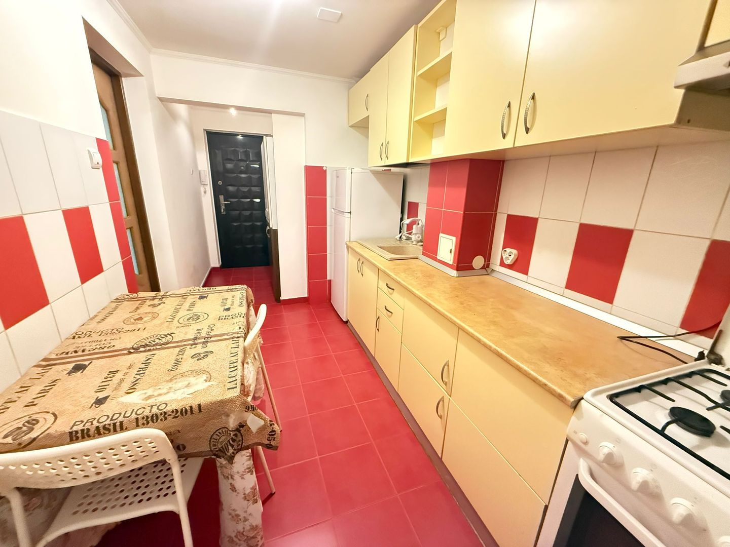 Apartament 2 Camere Teiul Doamnei Lacul Tei - Poză 9