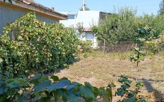 Casă construită în 1975, teren 450 mp, Sarca - Poză 1