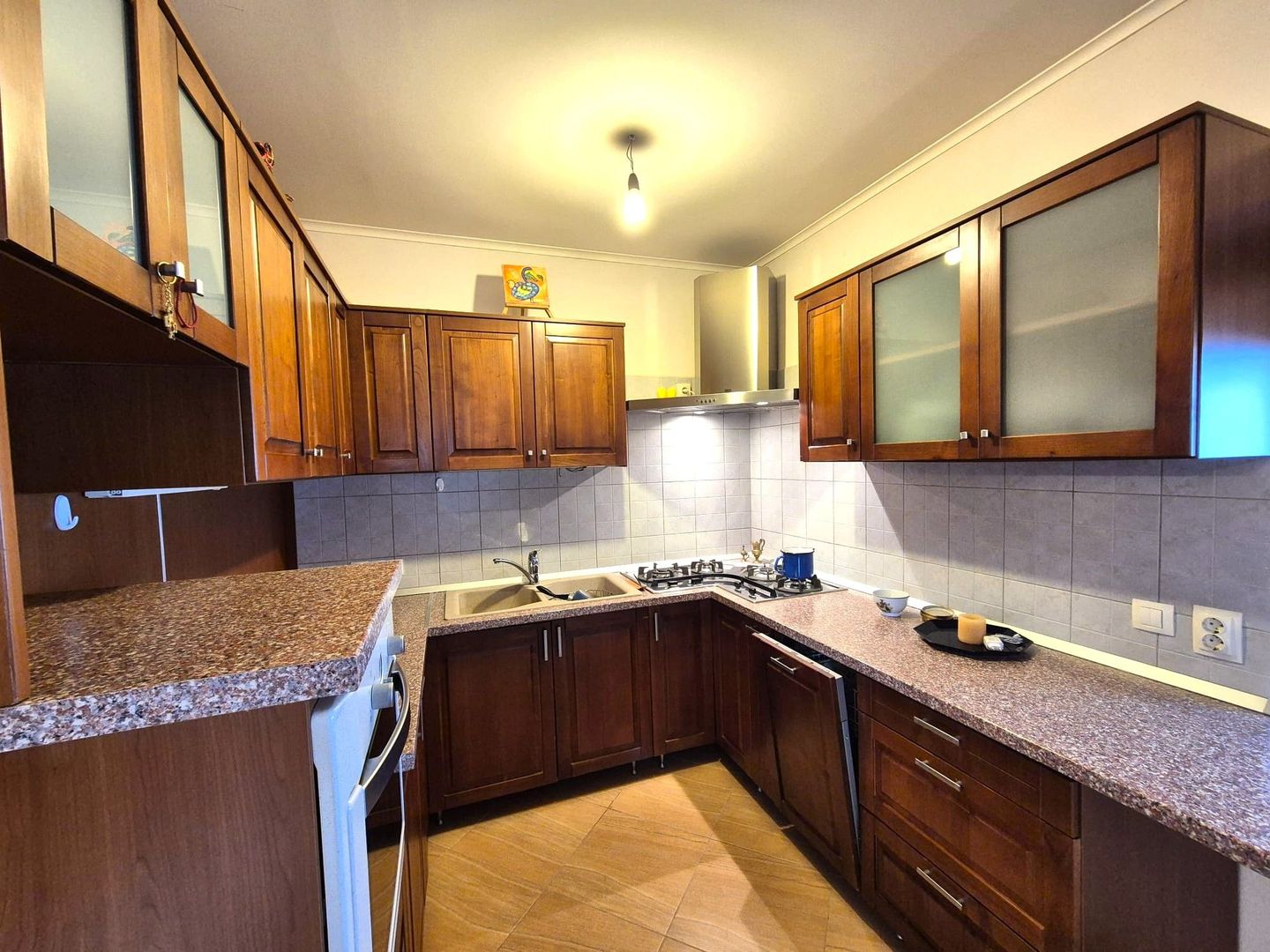 Comision 0 - Apartament în vilă, spațios, priveliște spre cabana Postăvaru - Poză 12