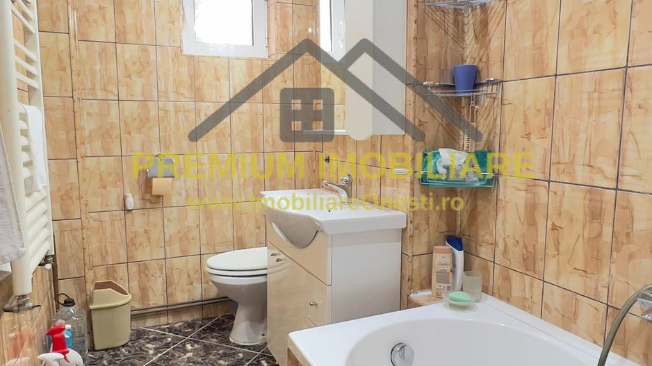 Apartament 2 Camere de vânzare în Onești – Zona centrală - Poză 7