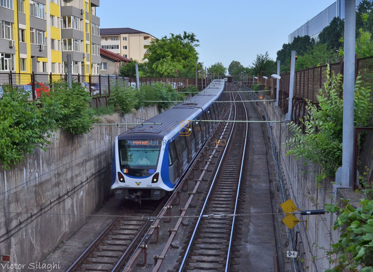 Garsoniera moderna, incalzire in pardoseala - acces metrou Berceni - Poză 24