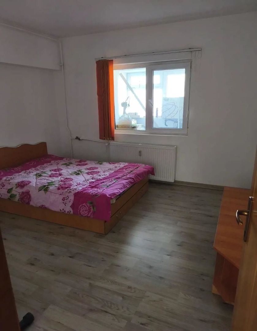 Calea Calarasilor - 3 metrou Piata Muncii -3 camere - Poză 8