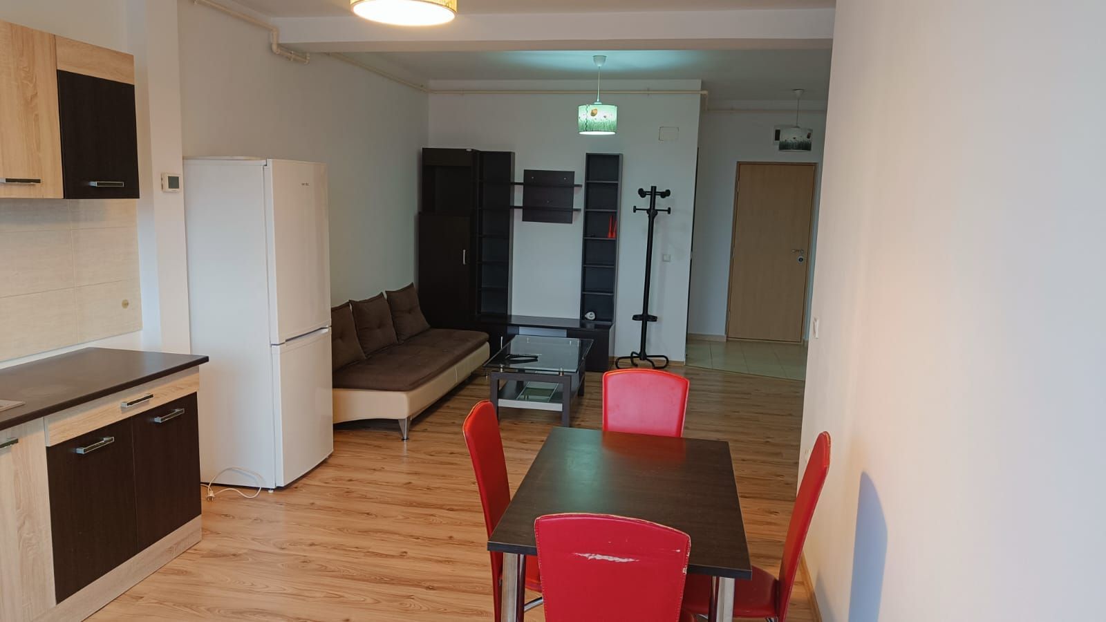 Apartament 2 camere mobilat si utilat, 58 mp , parcare, str Somesului - Poză 1