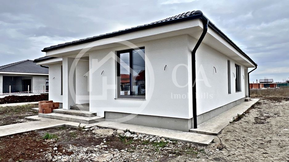 Casa cu 4 camere de vanzare in Livada, Bihor - Poză 3