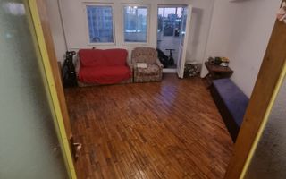 Apartament cu 3 camere in zona Crangasi - Poză 1