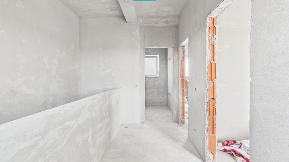 Duplex în Săcălaz despartit prin cameră tehnica - Poză 9