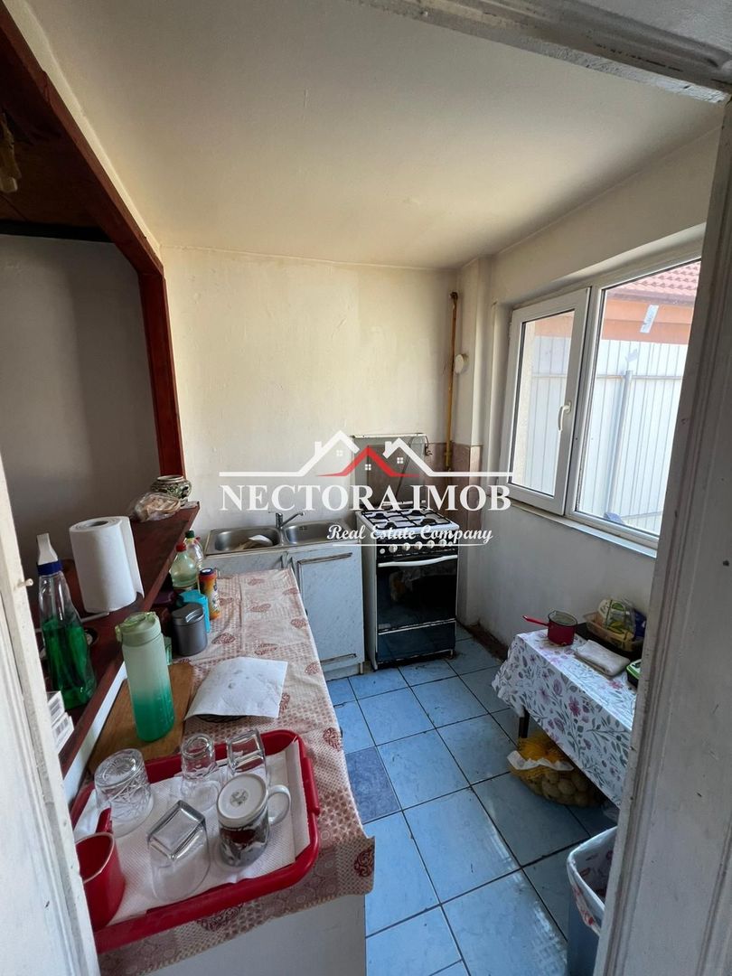 NECTORA IMOB-Casa 5 camere, 2 bai, 2 terase, 180 mp, Episcopia,Utilata - Poză 14