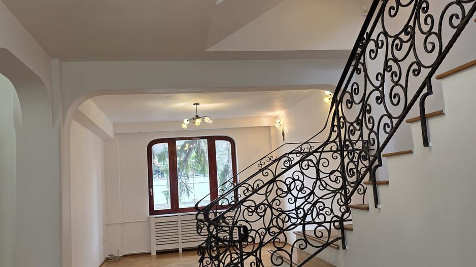 Vila de inchiriat - Poză 4