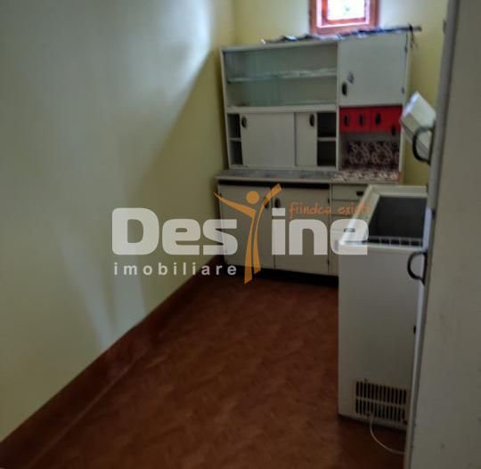 VIla Teisani si 11250 mp teren - Poză 13