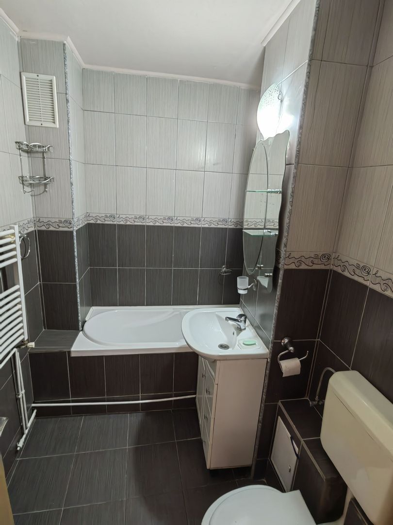 Apartament 2 camere etajul 2  1 decembrie 1918 - Poză 6