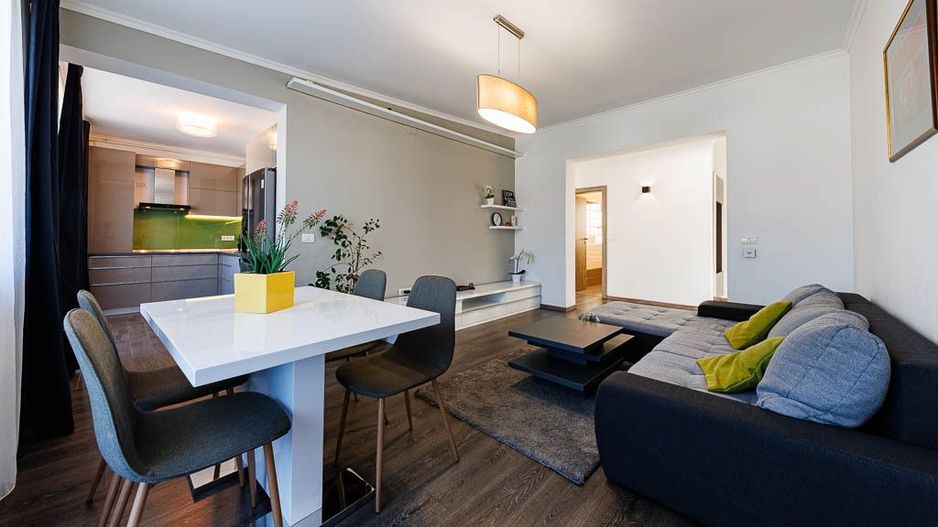 Apartament spatios, luminos,4 camere, zona Braytim, Comision 0 - Poză 1