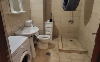 Apartament cu 2 camere decomandate, parcare și balcon. - Poză 7