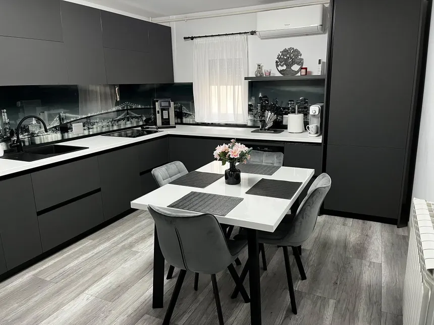 Apartament 3 Camere | 65 mp utili | Etaj 3 |Zona Modern — fotografia 1