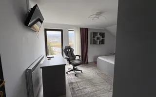 Casa cu 5 camere  I Curte 920 mp  I Tocile - Poză 14