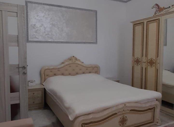 APARTAMENT 2 CAMERE  45 MP   MOBILAT  - RONAT - Poză 2
