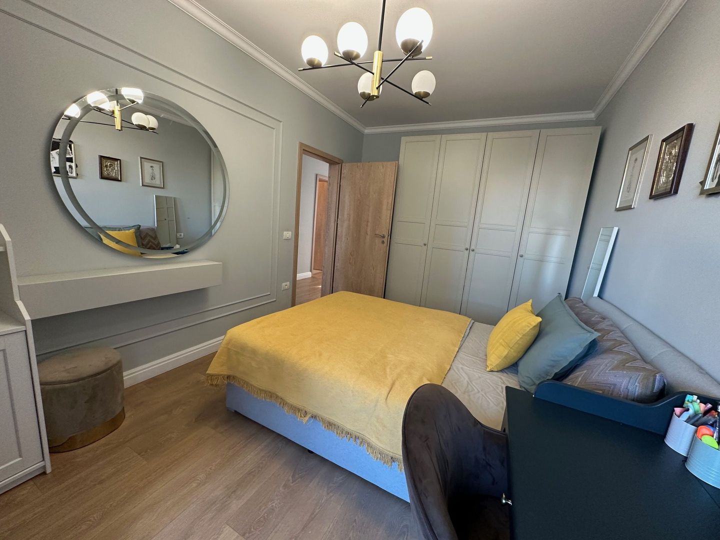 Apartament cu 3 camere - Poză 17