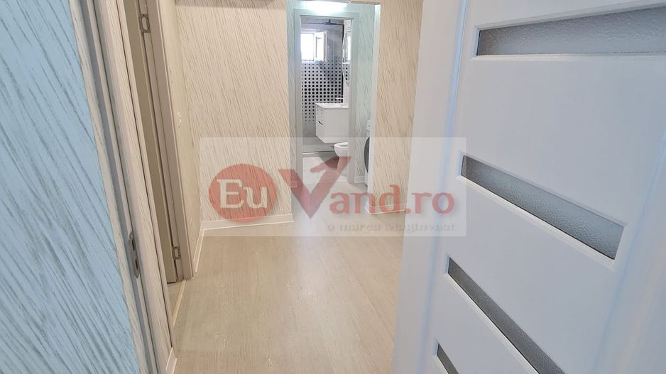 De vanzare apartament apartament cu 2 camere,  Micro 16, etaj 4, 68.000 E - Poză 14
