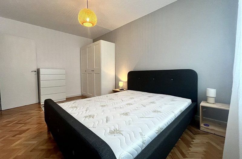 Apartament 3 camere, prima închiriere, elegant si primitor, in Circumvalațiunii - Poză 8