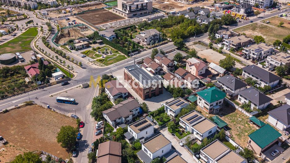 Spatiu comercial de la 14 euro de inchiriat Amber Forest Plaza - Poză 28