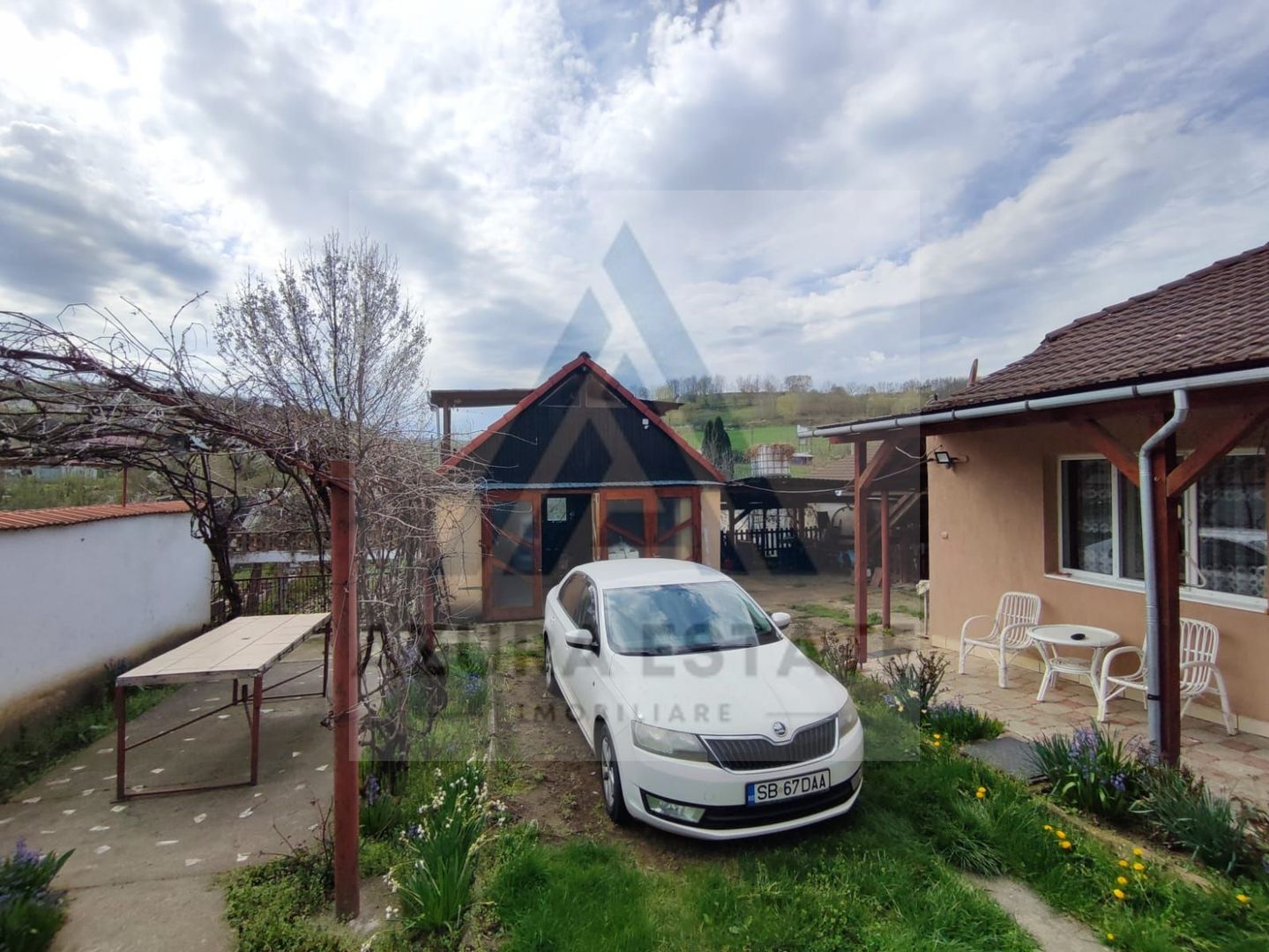 Casa 4 camere 2 bai garaj inchis pivnita si teren 740 mp in Seica Mica - Poză 15