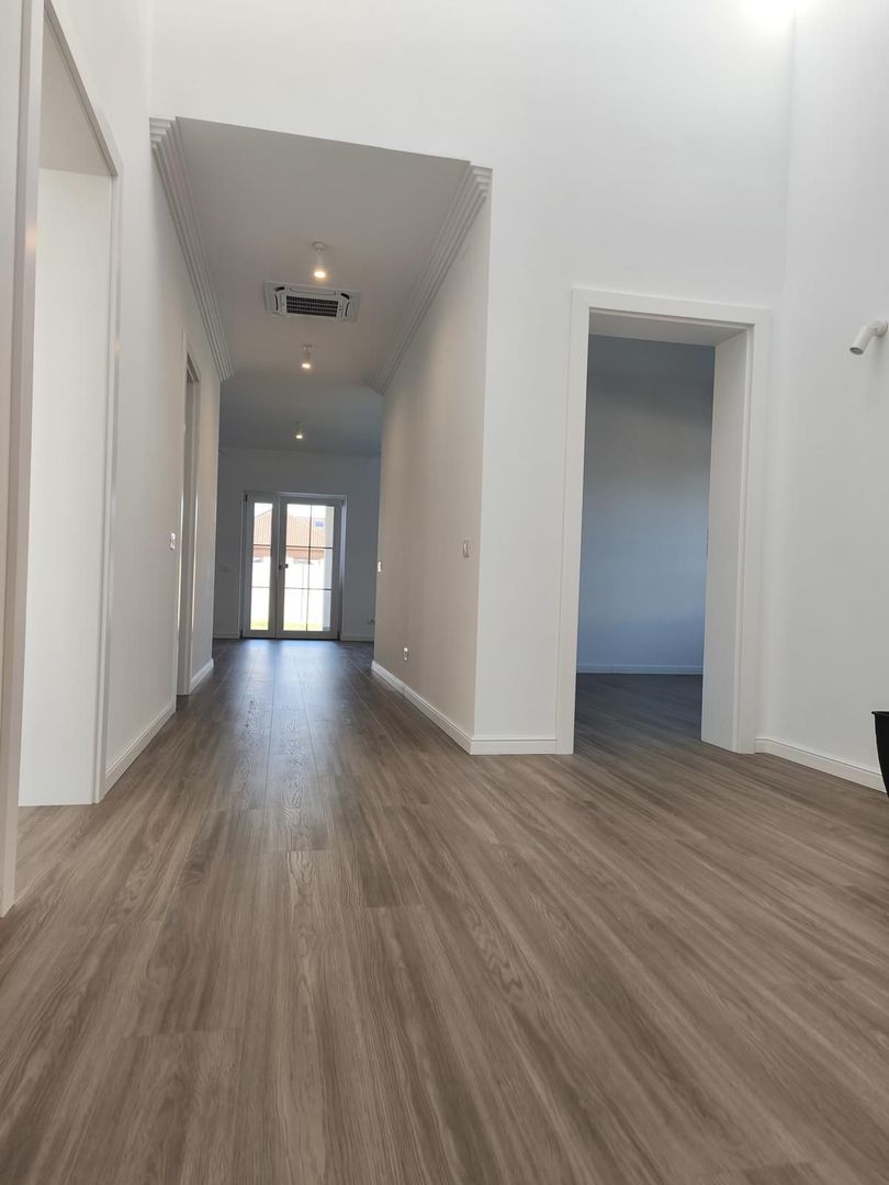 Locuinta individuala in stil mediteranean, teren 668mp - Poză 8