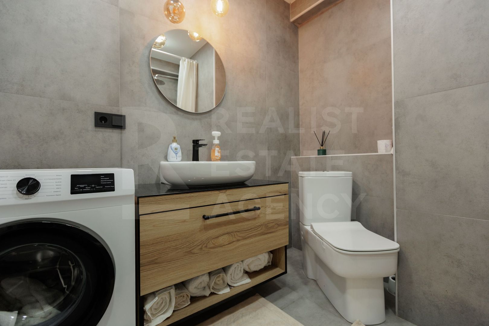 Vânzare, apartament, 2 camere+living, str. Alexandru Cel Bun, Ialoveni - Poză 19