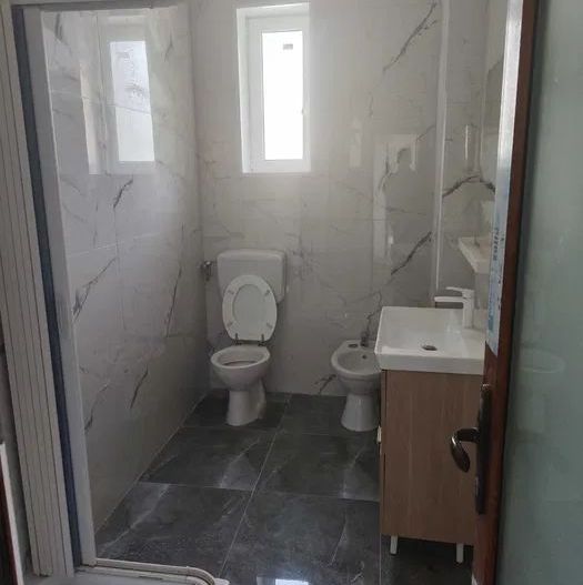 Casa Indiviuala Cu Locuri de Parcare  si Gradina Zona Centrala - Poză 6