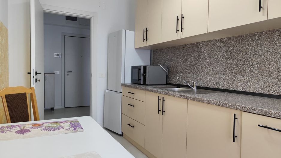 Apartament cu 2 camere de inchiriat, in Prima Arena, Iosia Sud, Oradea - Poză 9