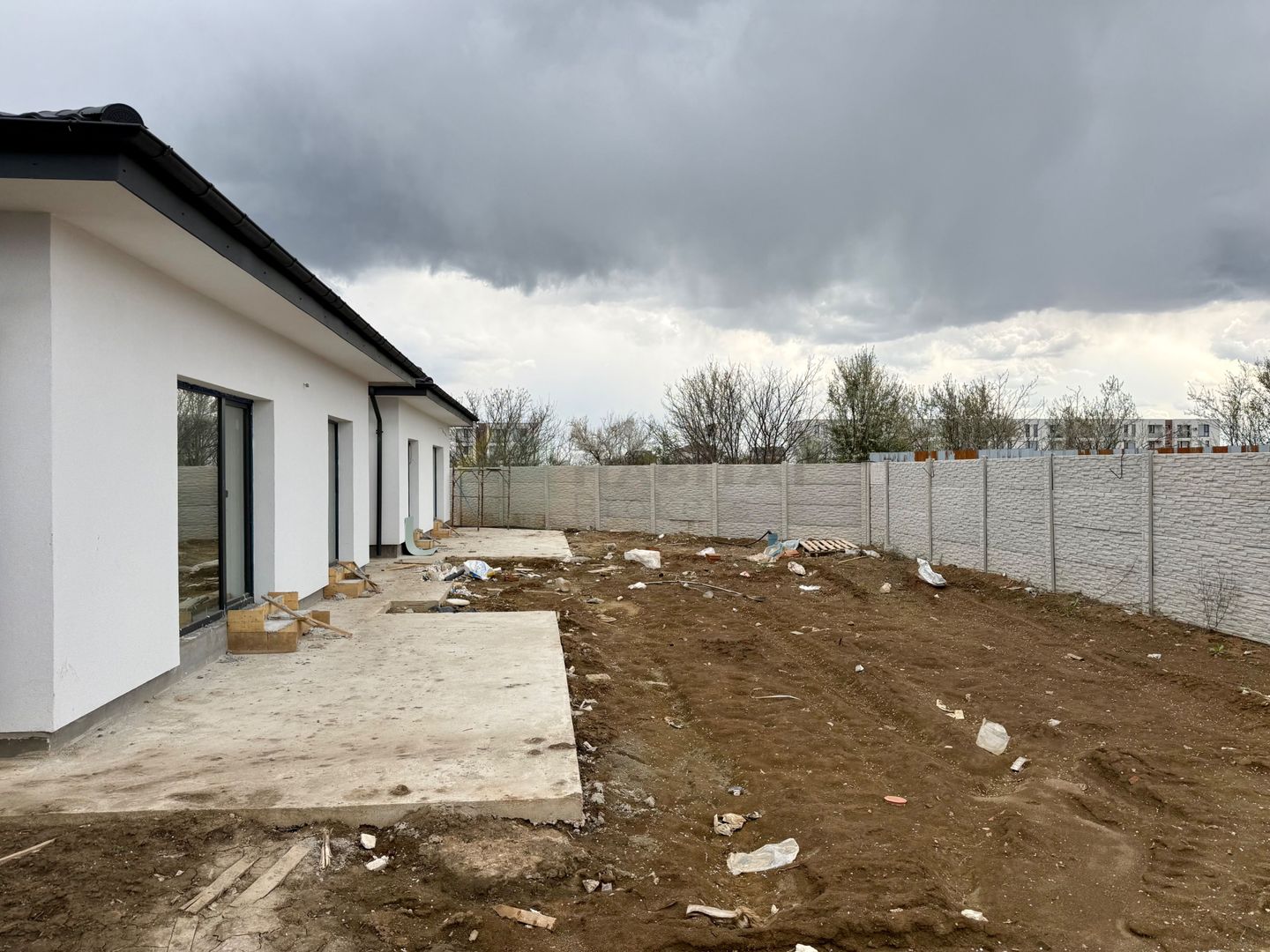 Casa 4 camere pe parter-Tunari | Teren 400 mp - Poză 15