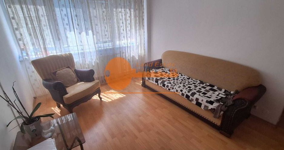 Apartament 3 camere – Piața Iancului, chiar la metrou - Poză 1