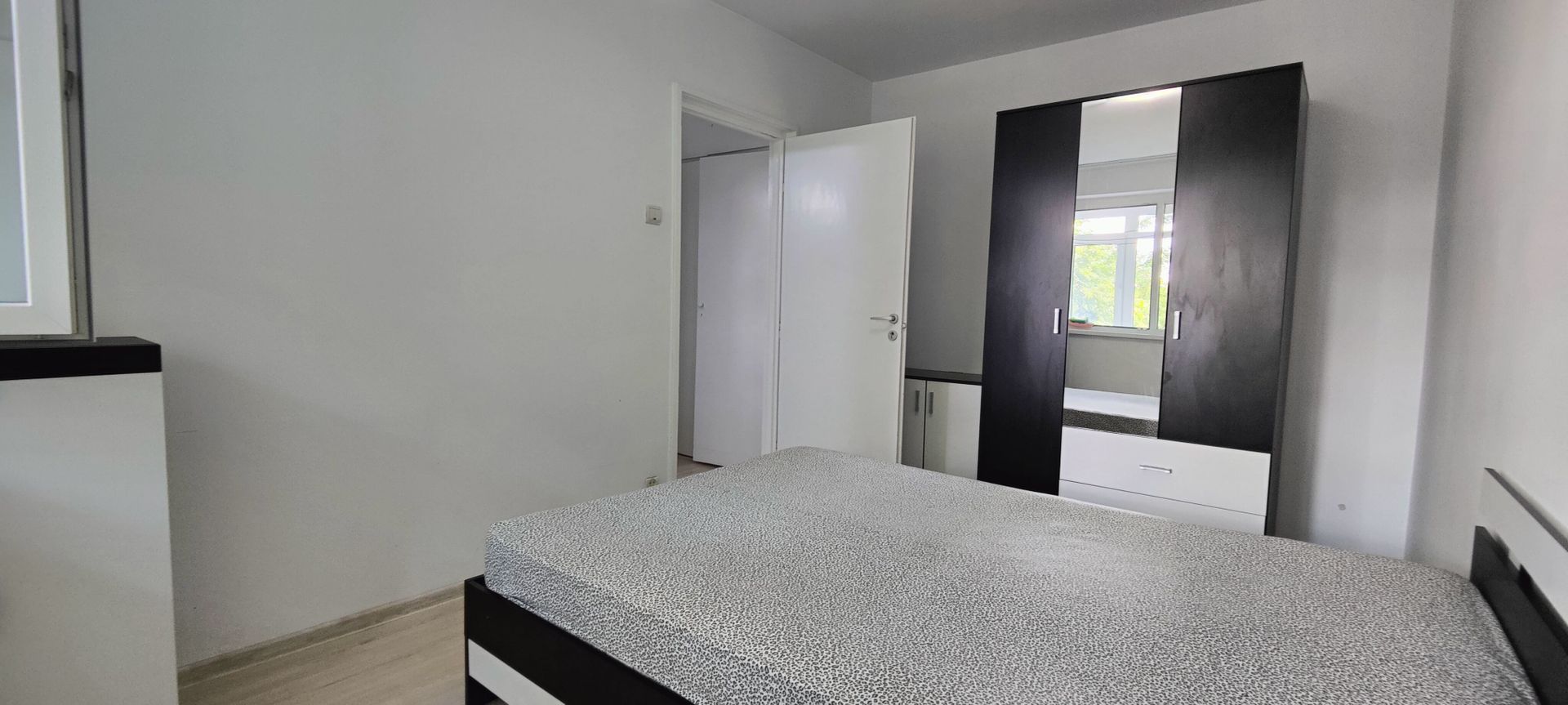 2 camere decomandat | Etaj 2/9 | Metrou Favorit - Poză 13