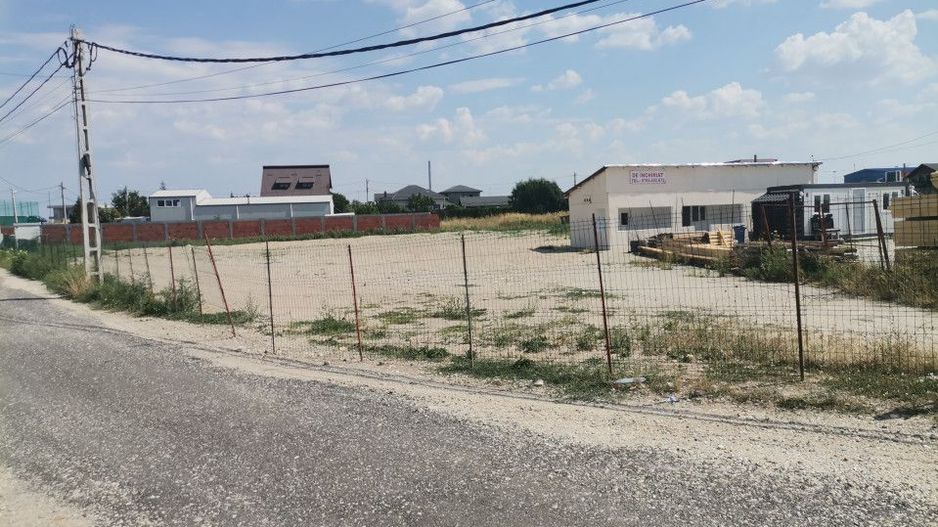 Inchiriere teren 2500 mp, Bradu - Targul saptamanal - Poză 1