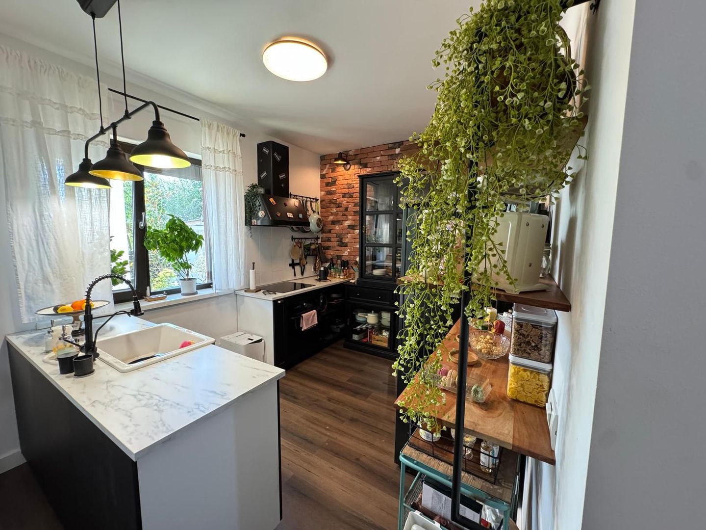 CASA INDIVIDUALA LANGA PADURE | MOBILATA SI UTILATA - Poză 3