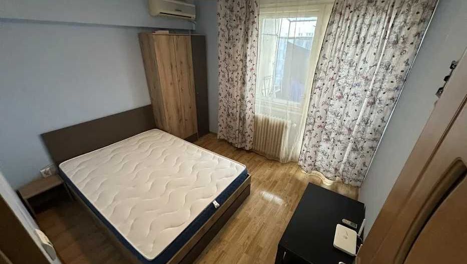 Apartament de vanzare - Stefan cel Mare, la gura de metrou - Poză 1
