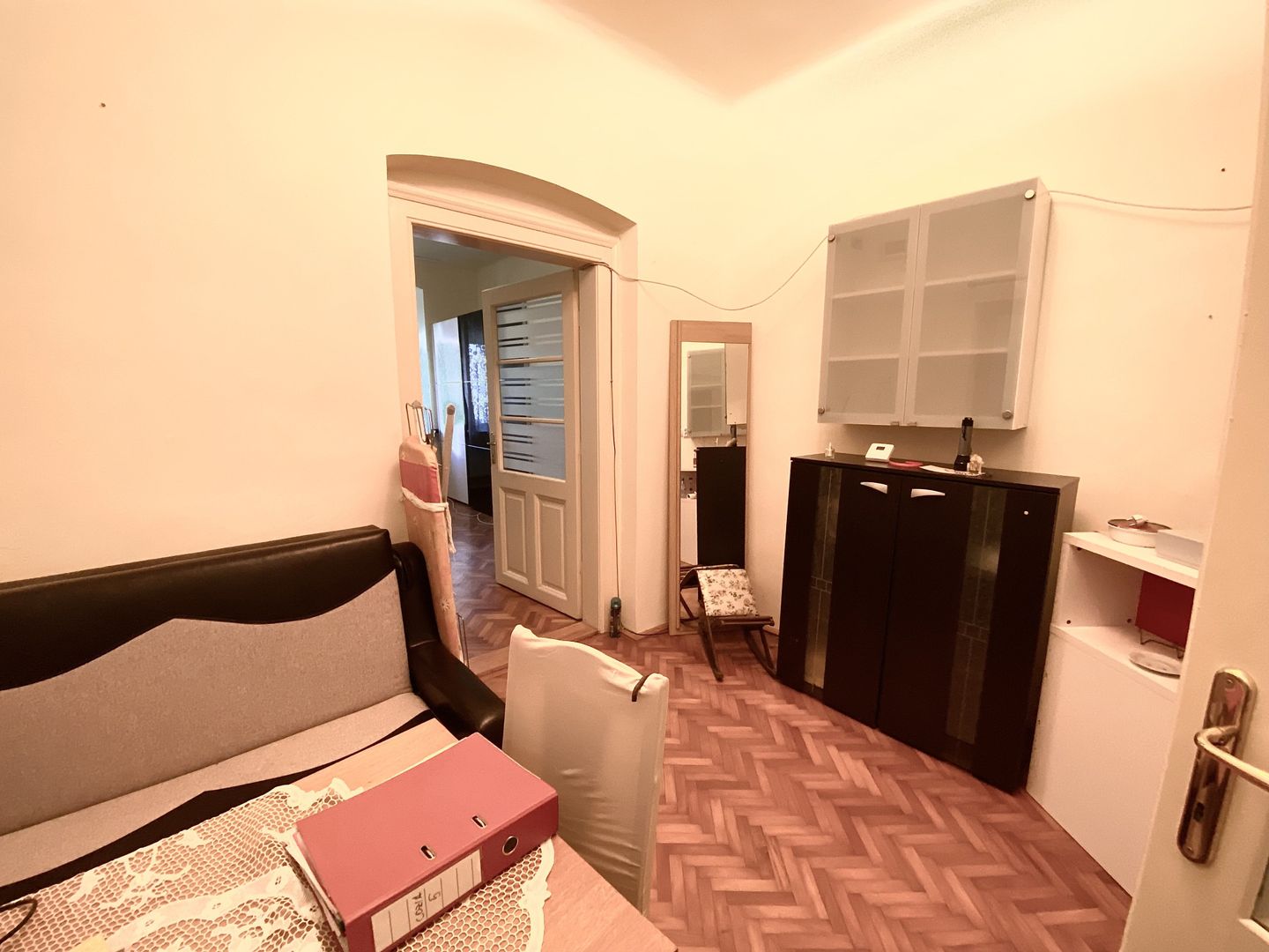 Comision 0 | Casa 2 Camere | Anexa o camera| Pivnita | 230mp | Balcescu - Poză 3