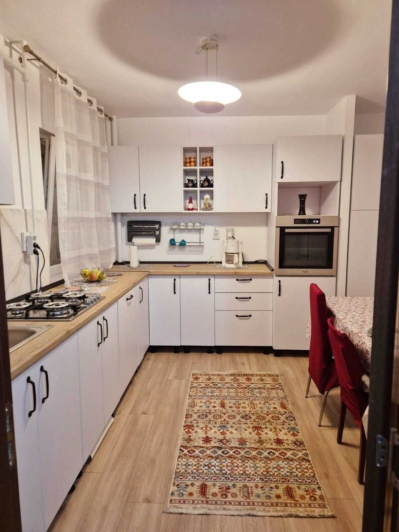 APARTAMENT 3 CAMERE DE INCHIRIAT |  RENOVAT |  GORJULUI - Poză 1