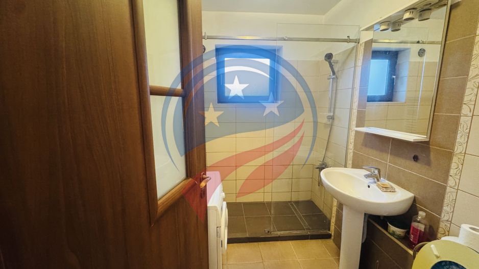 Apartament spațios cu 3 camere, etaj 1, zonă centrală – ideal pentru familie - Poză 3