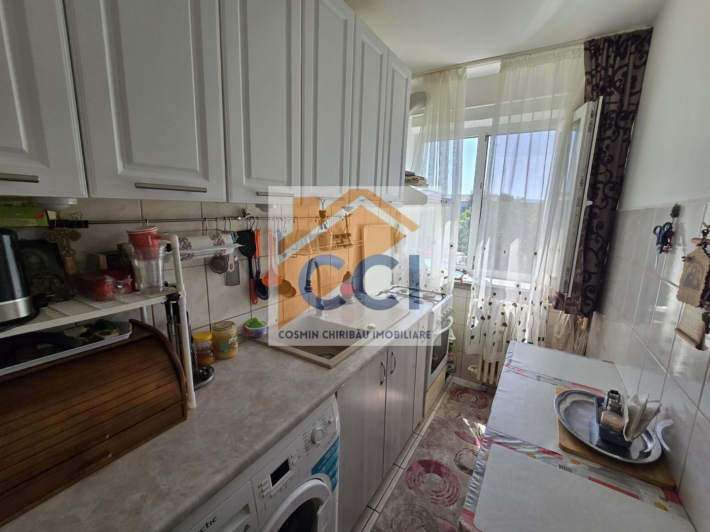 Apartament cu personalitate, logie și boxă – Strada Neptun, nr. 6 - Poză 12